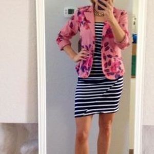 🆕 CAbi flower Blazer